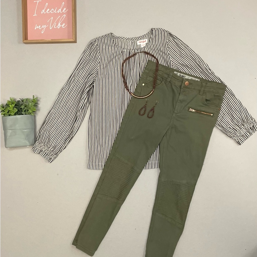Cat & Jack top, Denim Co. bottom, necklace and earrings.
